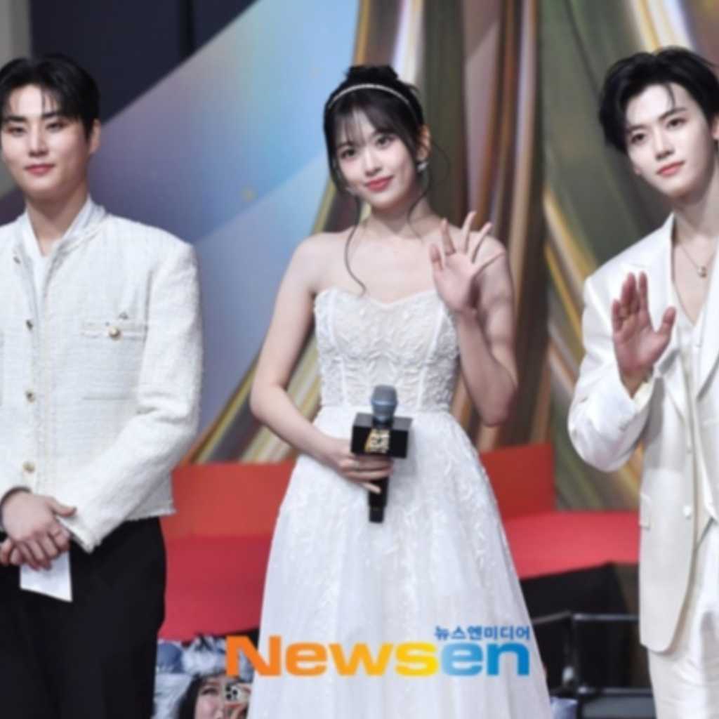 【PHOTO】DAY6のYoung K＆NCT DREAM ジェミン＆IVE ユジン「2025 SBS歌謡大典」レッドカーペットに登場