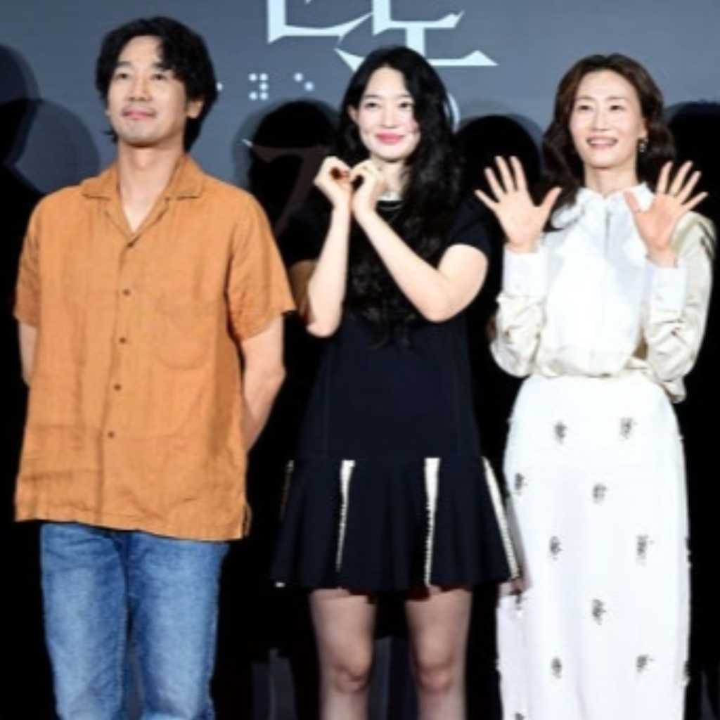 【PHOTO】シン・ミナ＆キム・ナムヒら、映画「瞳」VIP試写会に出席