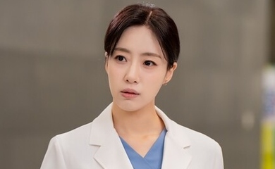 T-ARA ウンジョン、医師に変身…新ドラマ「スジと出逢ったウリ」スチールカットを公開