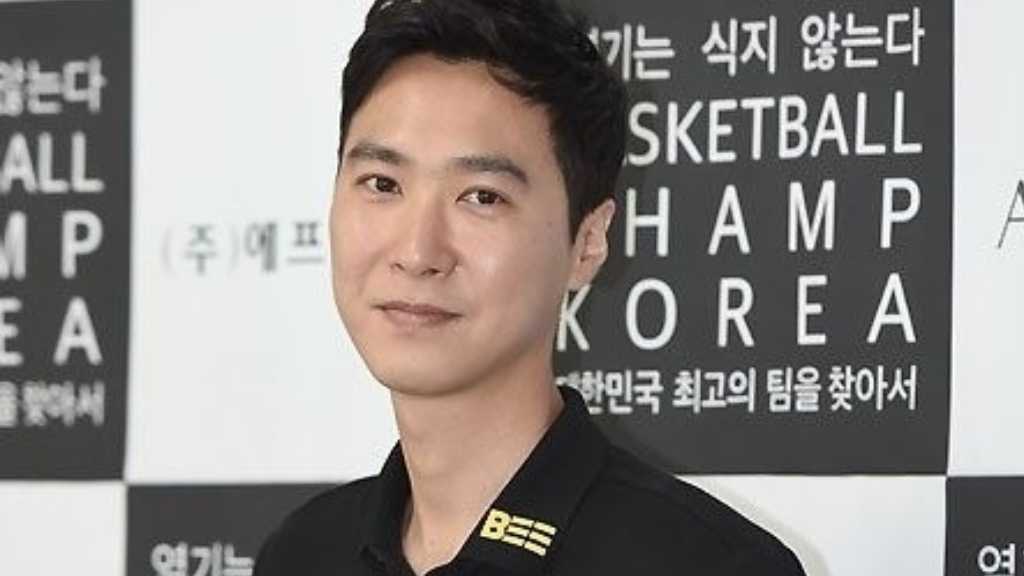 SECHSKIES出身コ・ジヨン、再び激やせした姿でライブ配信に登場…ファンと近況を共有