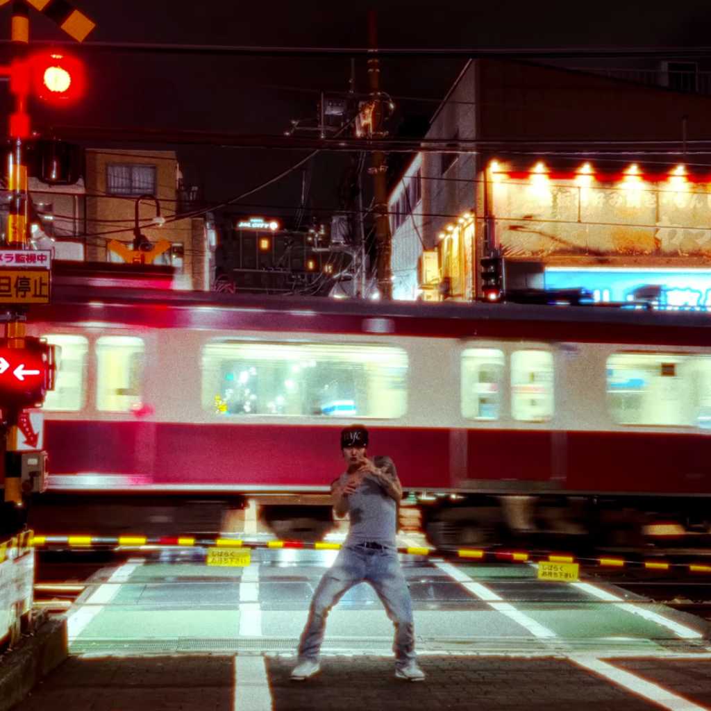 元B․A․PのZELO、新曲「BANANA」MV公開…日本の街中でパフォーマンスも