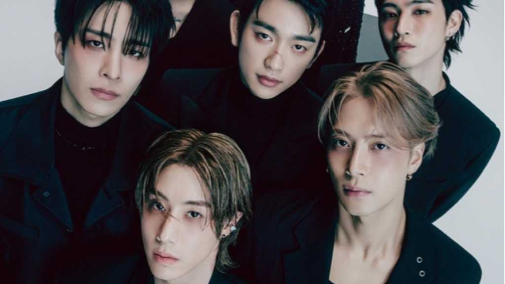 jp.ktown4u.com : JINYOUNG (GOT7) - The 1st Album [Chapter 0