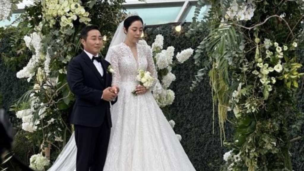 キム・ビョンマン、結婚式の様子をバラエティで公開！豪華なゲストが祝福