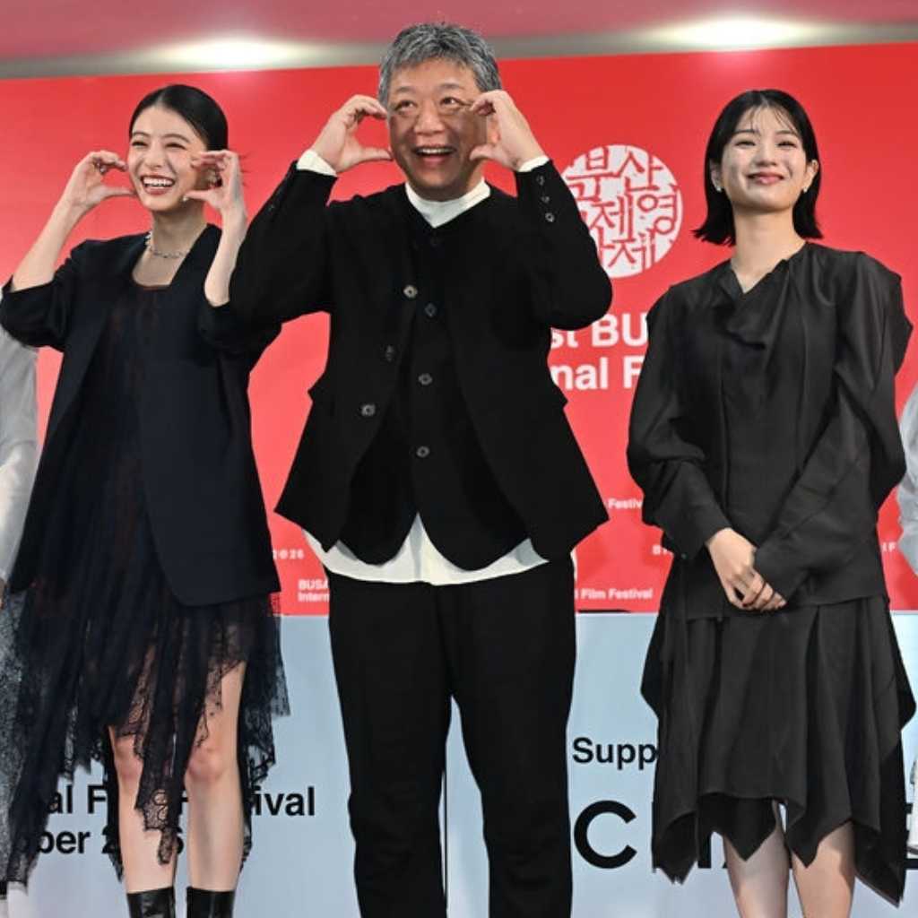【PHOTO】是枝裕和監督&出口夏希らが韓国へ!映画「ルックバック」記者会見に出席