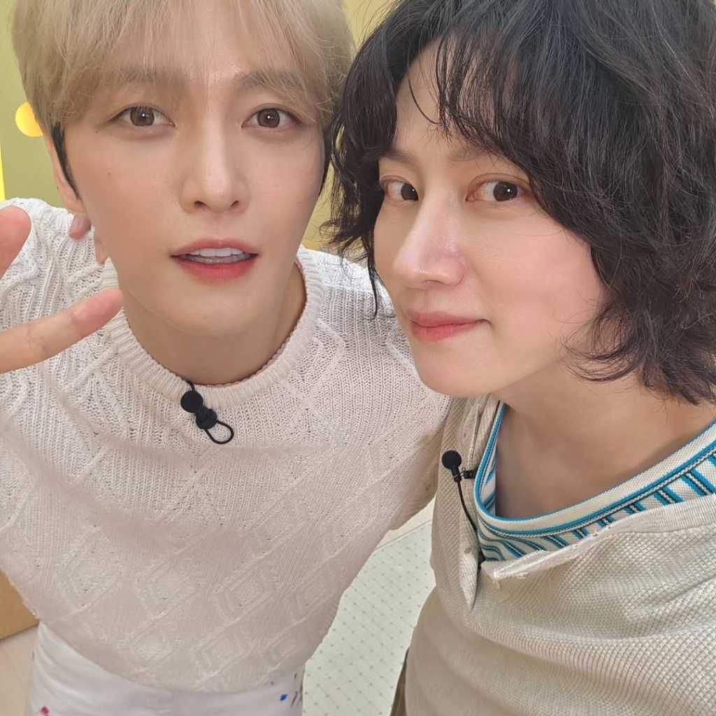 SUPER JUNIOR ヒチョル＆ジェジュン、密着ツーショットにファン歓喜！「スマン家の花畑」