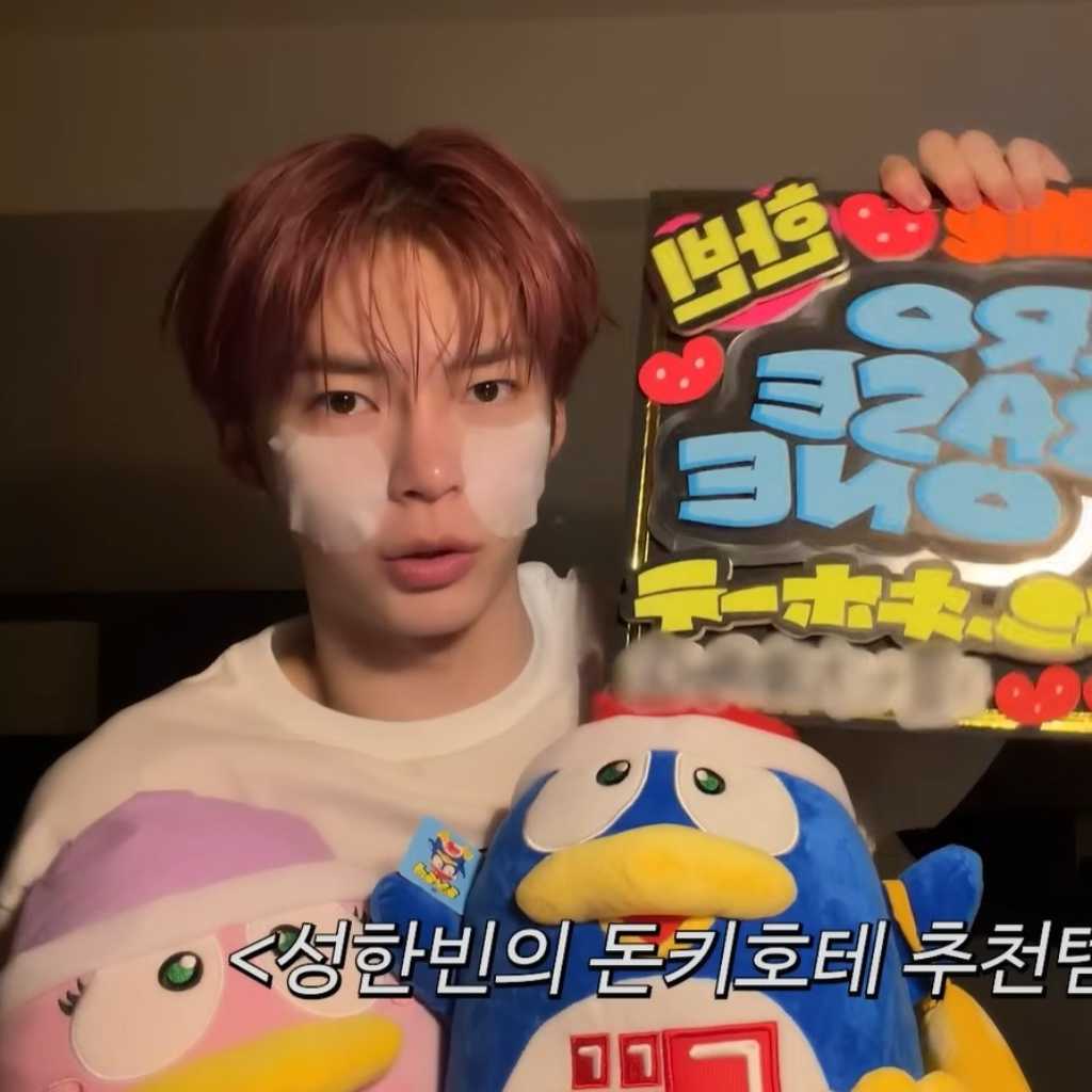 ZEROBASEONE ソン・ハンビン、ドンキからPOPのプレゼントも！買い物の様子を公開＆愛用アイテムを紹介