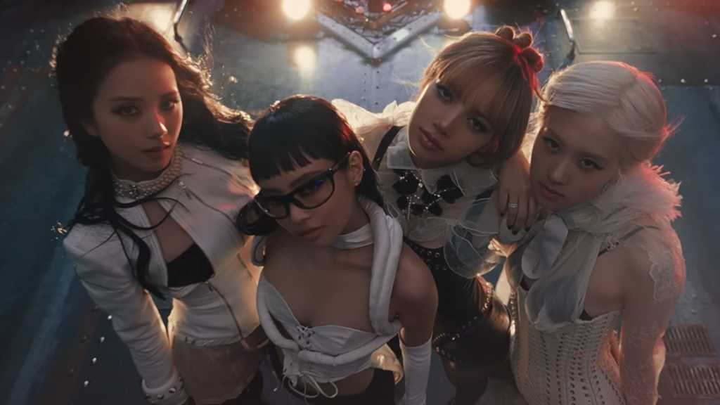 BLACKPINK、待望の新曲「JUMP」MV公開！クセになるサウンド＆映像に注目