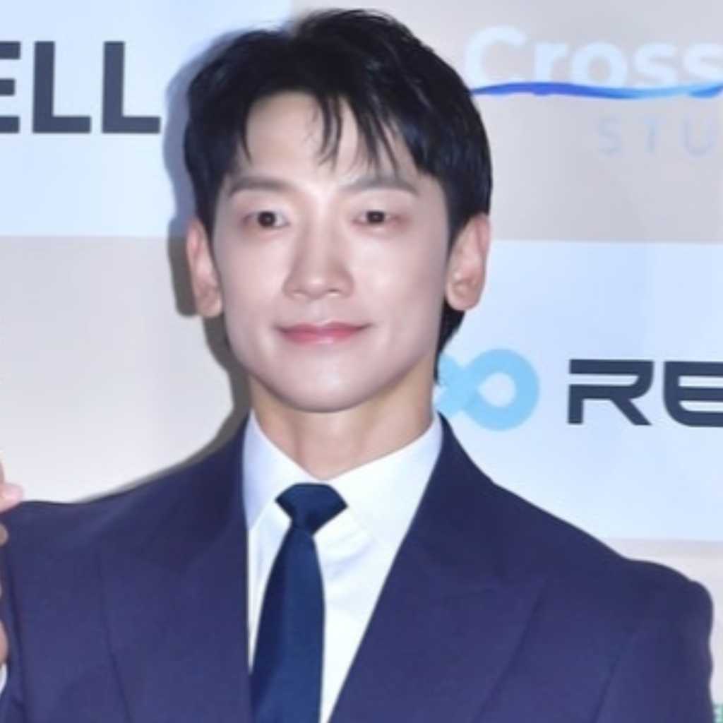 【PHOTO】RAINからウ・ドファンまで「第46回黄金撮影賞」の授賞式に出席