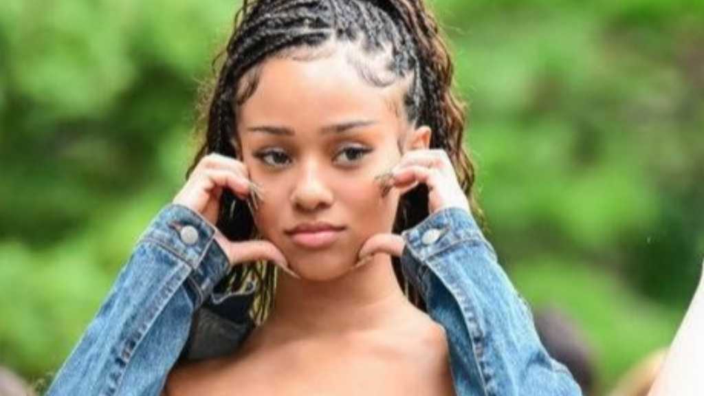 KATSEYE マノン、健康上の理由により活動を一時中断へ「回復に専念する」