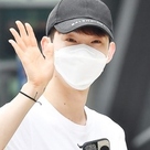 【PHOTO】2AM チョグォン＆ホ・ジウン、ラジオ番組の収録に参加…爽やかに登場（動画あり）