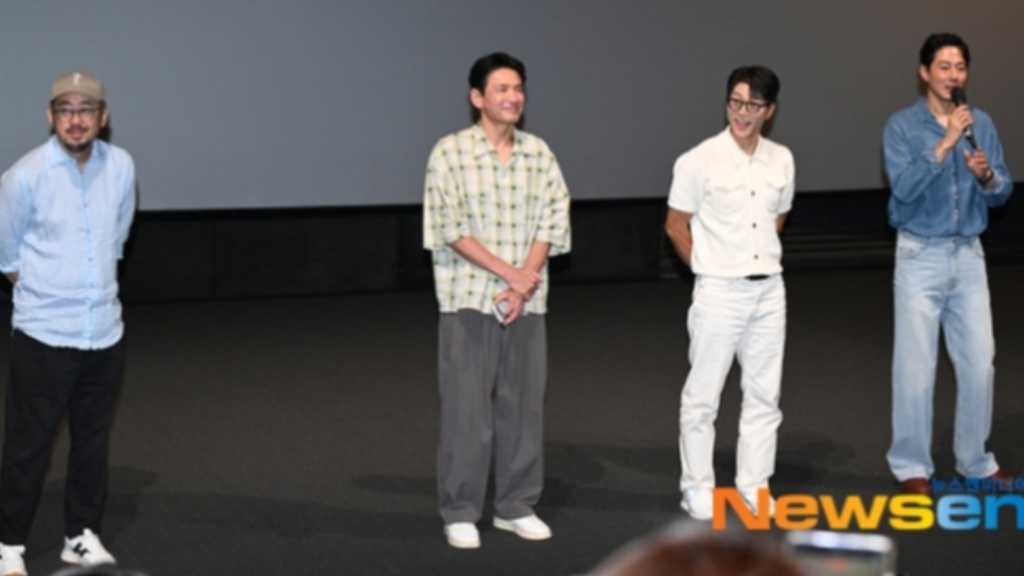 【PHOTO】ファン・ジョンミン&チョ・インソンら、映画「ホープ」舞台挨拶に出席