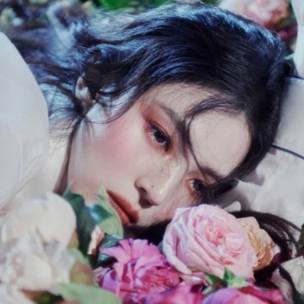 ハン・ソヒ、ファンへの愛情を語る「盲目的に愛してくれる…正直な関係が絆を強くする」