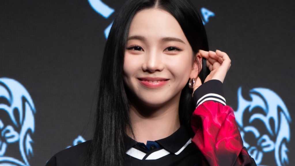 【REPORT】aespaのKARINA「日本語うますぎ」と反響！緊張のゴルフチャレンジも…無邪気な笑顔に会場熱狂