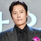 【PHOTO】イ・ビョンホン＆チョン・ユミら「第40回韓国映画評論家協会賞」授賞式に出席