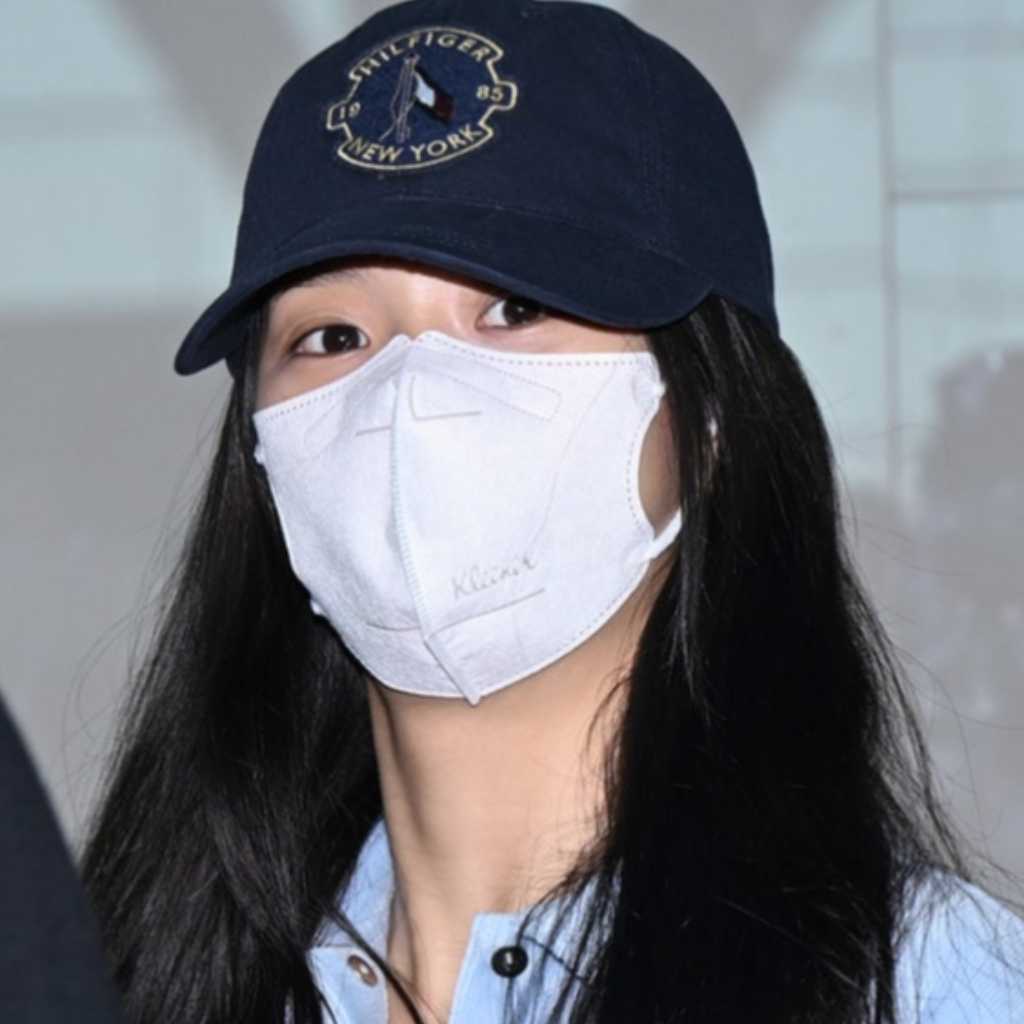 【PHOTO】BLACKPINK ジス、海外スケジュールのためハンガリーへ出国