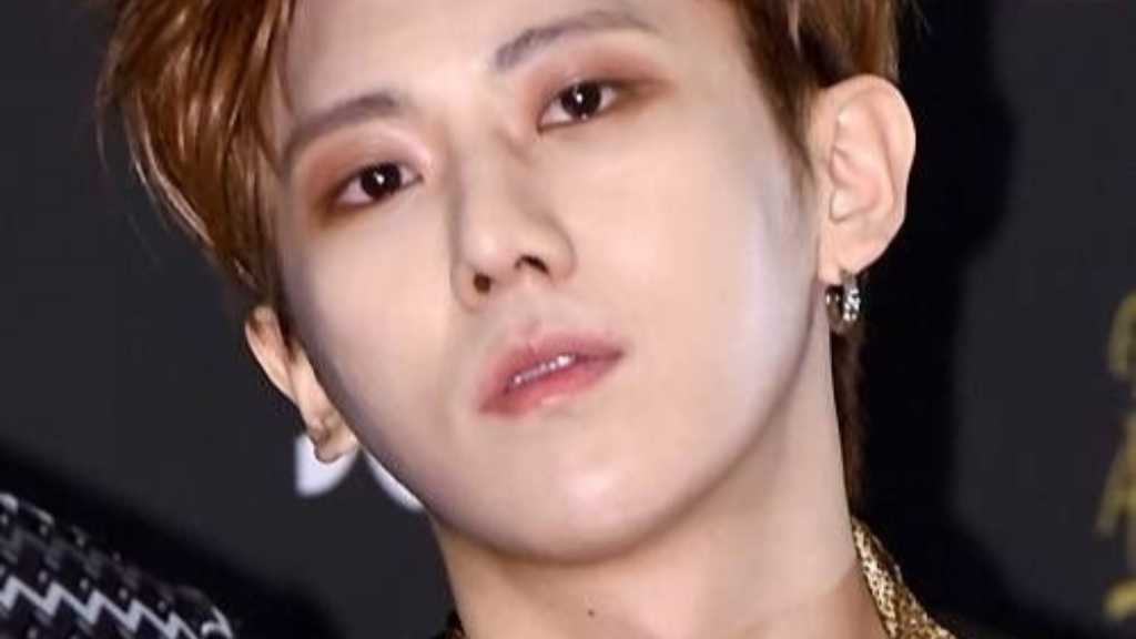 チャン・ヒョンスン、BEAST活動当時の“態度議論”を謝罪「思慮分別がなかった」（動画あり）