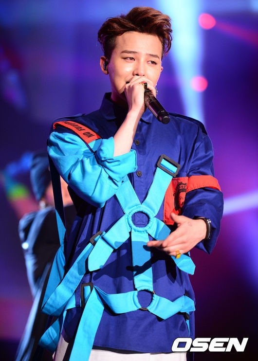 米ビルボード「KCON 2014」に出演したBIGBANGのG-DRAGONを賞賛“一番華やかなステージを披露した” - Kstyle