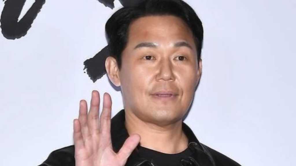パク・ソンウン、海兵隊員殉職事件と関連して参考人調査「3年前の食事会以降は交流なし」