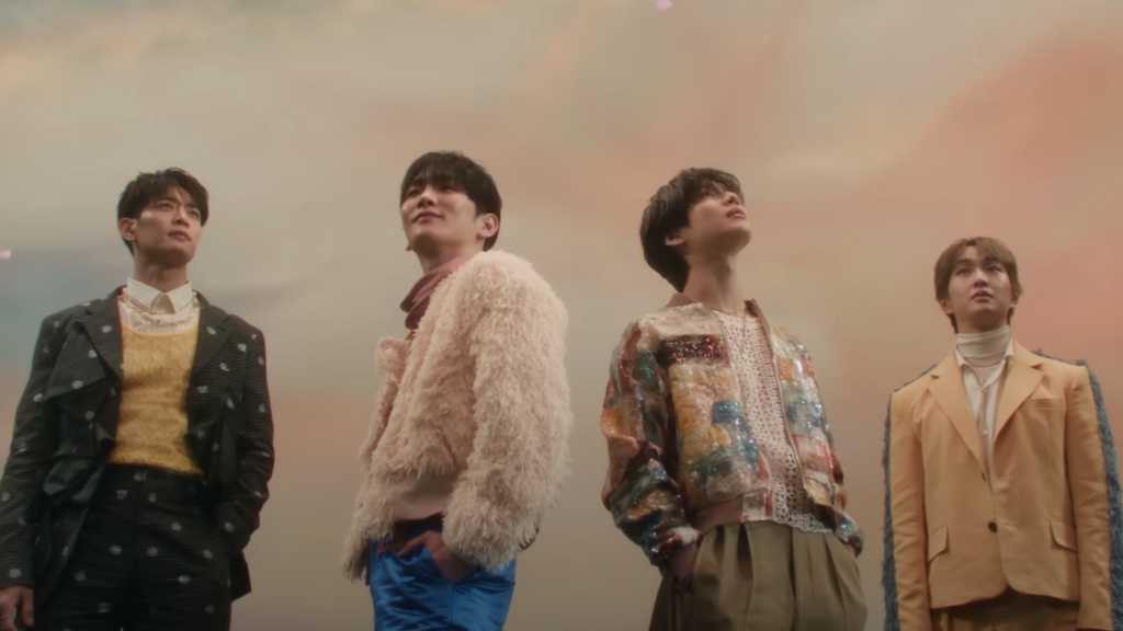 ジョンヒョンさんが作詞・作曲に参加…SHINee、17周年記念シングル「Poet｜Artist」MV公開