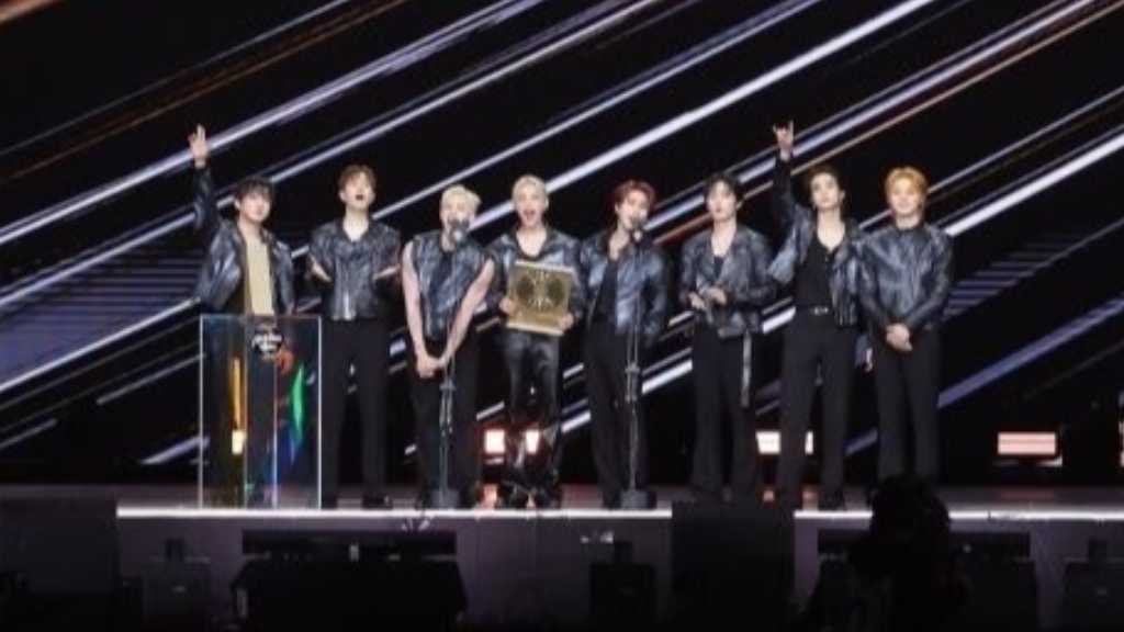 Stray Kids、ジェニー、G-DRAGONが大賞に！「第40回ゴールデンディスクアワード」人気アイドルが続々受賞