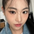 元FIFTY FIFTYの3人、新グループ「ablume」としてファンに挨拶