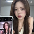 ITZY ユナ、控え室でのミラーセルカを投稿…美しいビジュアルに視線釘付け