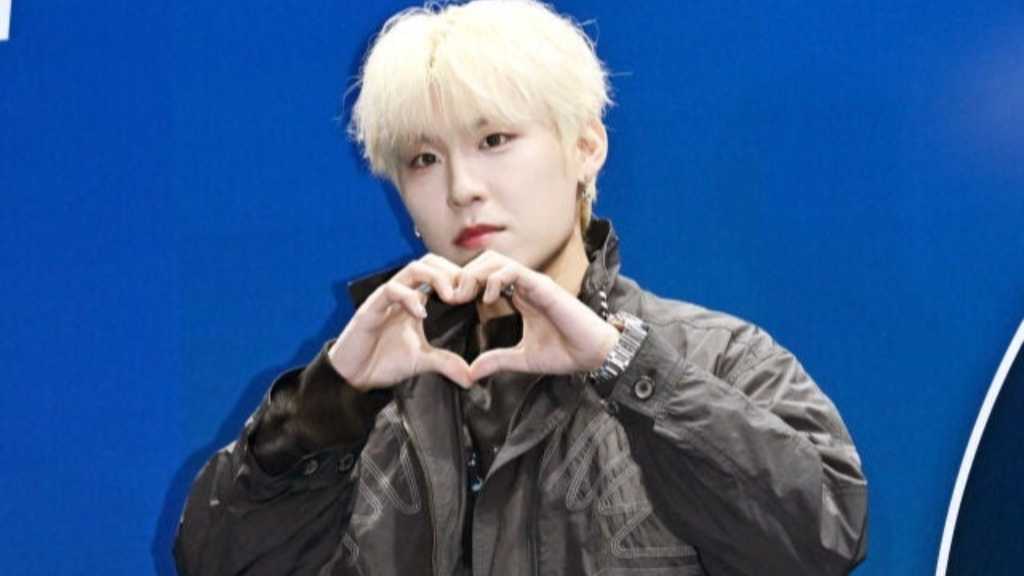 【PHOTO】AB6IX パク・ウジン「ソウルファッションウィーク」に出席