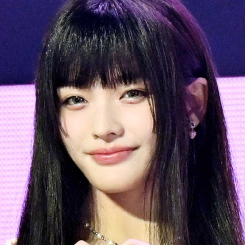 ILLIT イロハ、足首の捻挫にファンから心配の声も…自らコメント