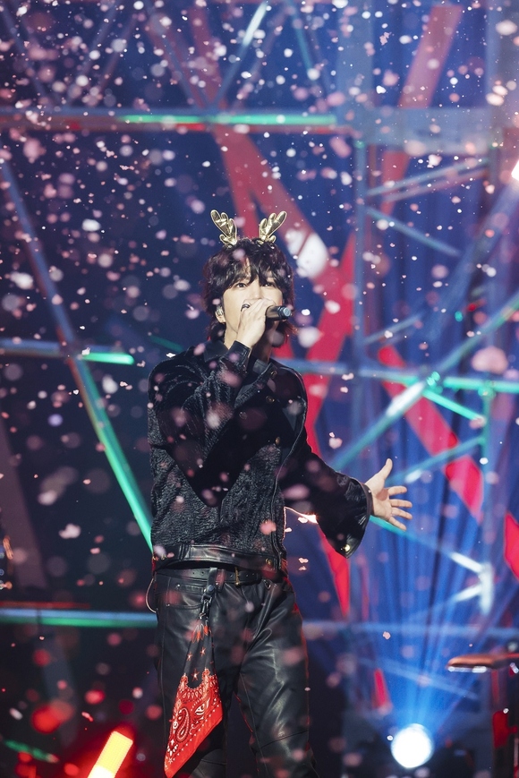 REPORT】チャン・グンソク率いるバンドCHIMIRO、一足早いクリスマス