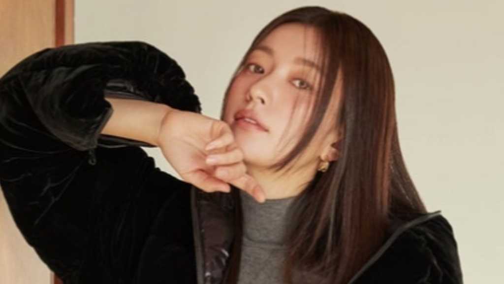 ハン・ヒョジュ、冬ファッションで多彩な魅力アピール…Netflix「匿名の恋人たち」から得たものとは？（動画あり）