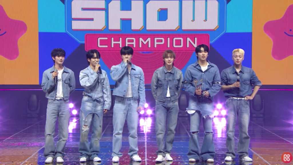 ONF、デビュー8年で初！「SHOW CHAMPION」1位に涙“ファンへ賞を捧げたい”（動画あり）