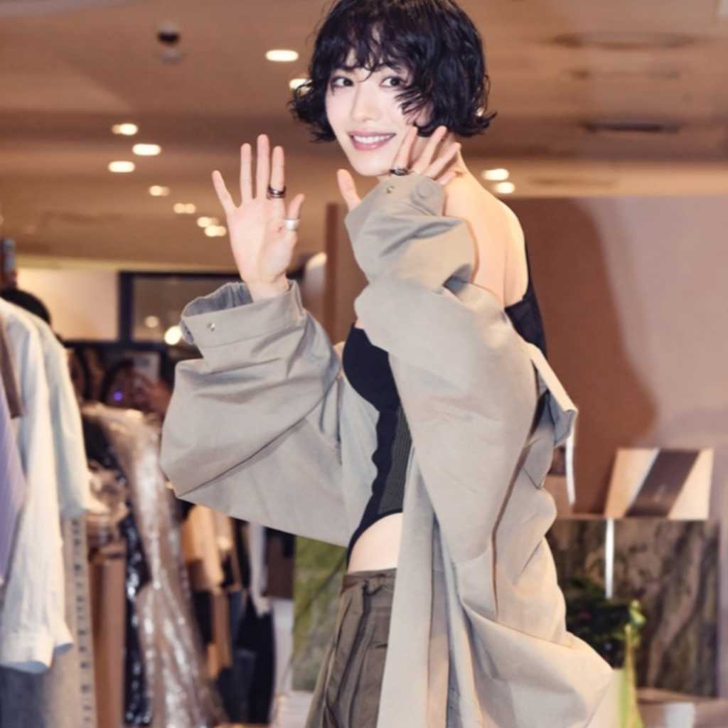 【PHOTO】ナナ＆ユ・ヒラ、ファッションブランド「E.B.M」イベントに出席