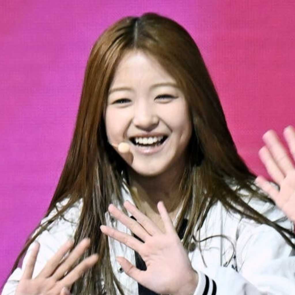 “BoA似で話題の13歳”A2O LITEのAIJING、両親の会社の賃金未払い問題に続いて態度議論が浮上も…ネット上では様々な声