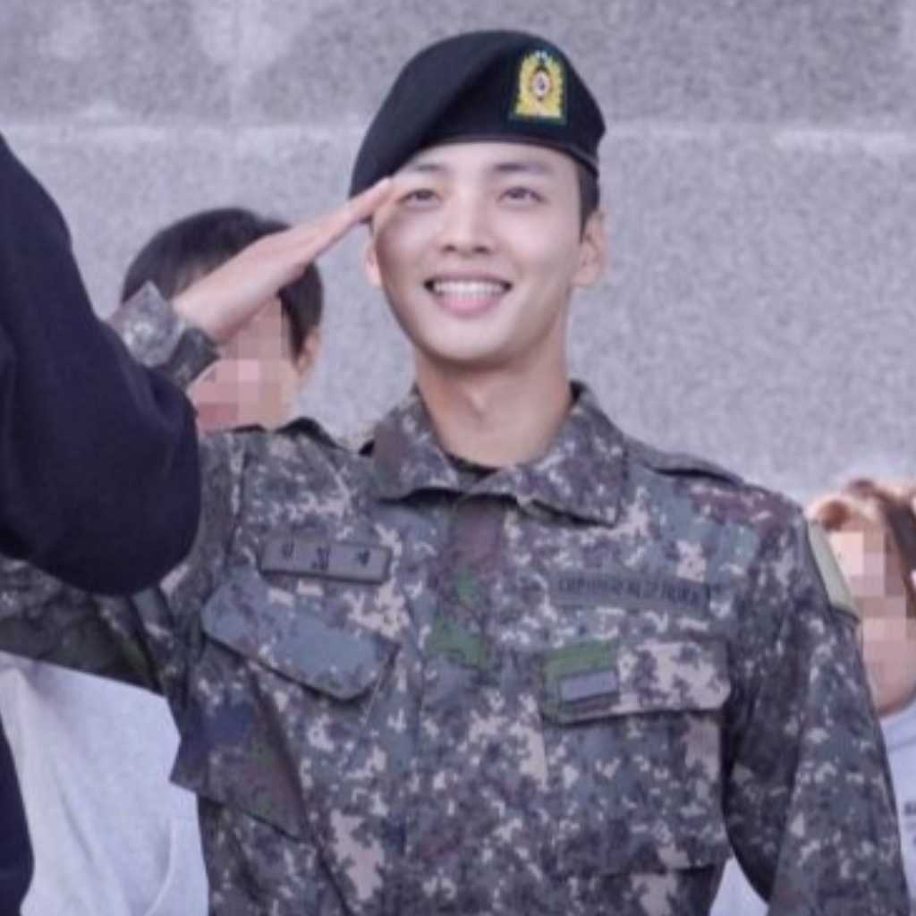 キム・ミンジェ、ついに除隊！1年6ヶ月の軍服務を終えて「本当に会いたかった」