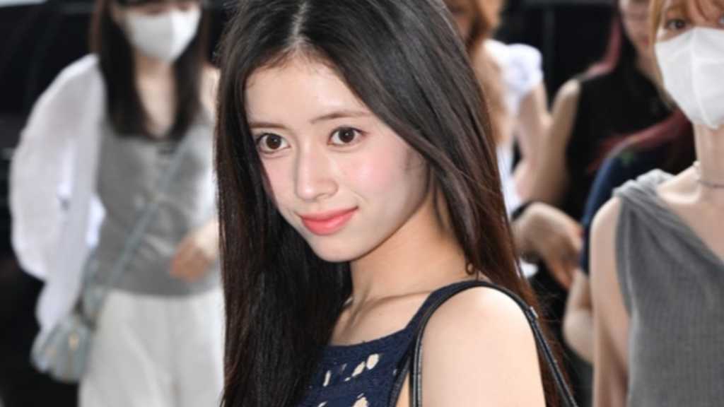 【PHOTO】NiziU、スケジュールのため日本へ…笑顔で挨拶（動画あり）