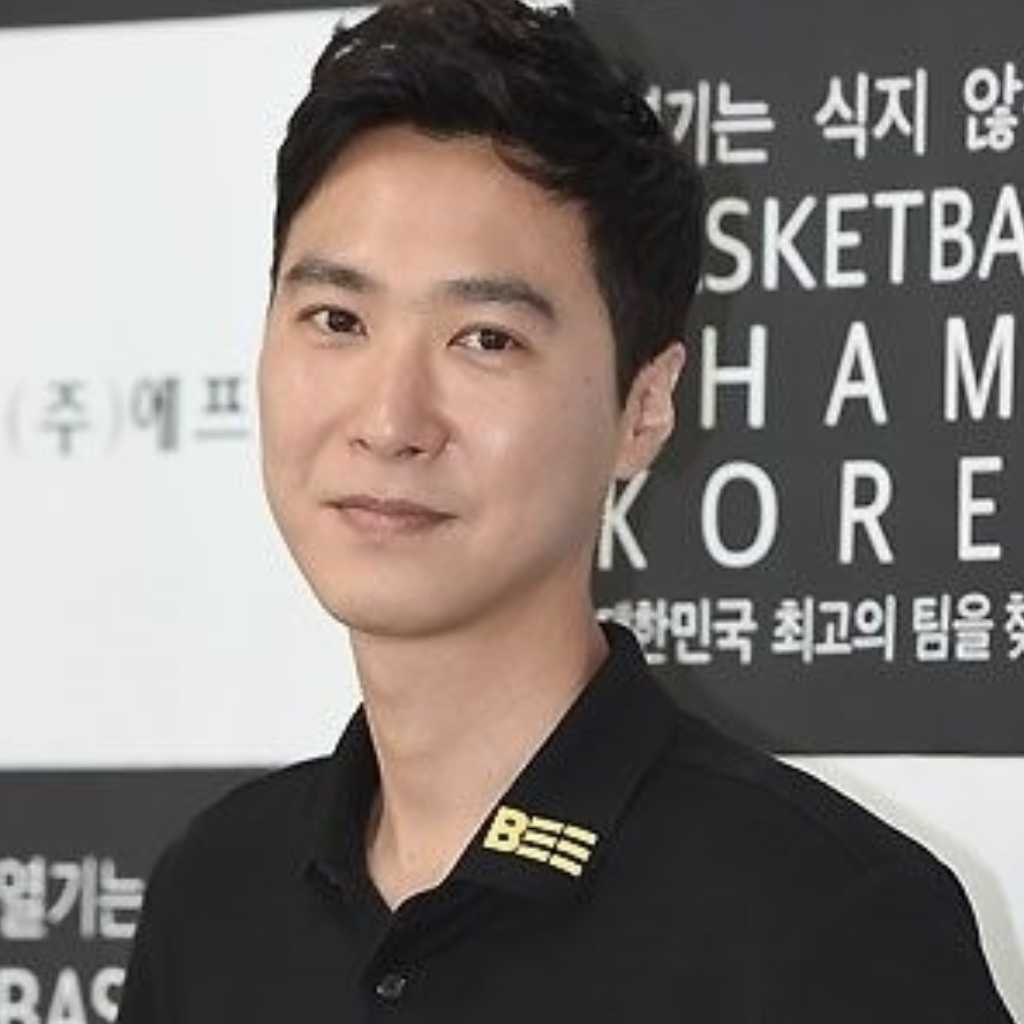 SECHSKIES出身コ・ジヨン、再び激やせした姿でライブ配信に登場…ファンと近況を共有