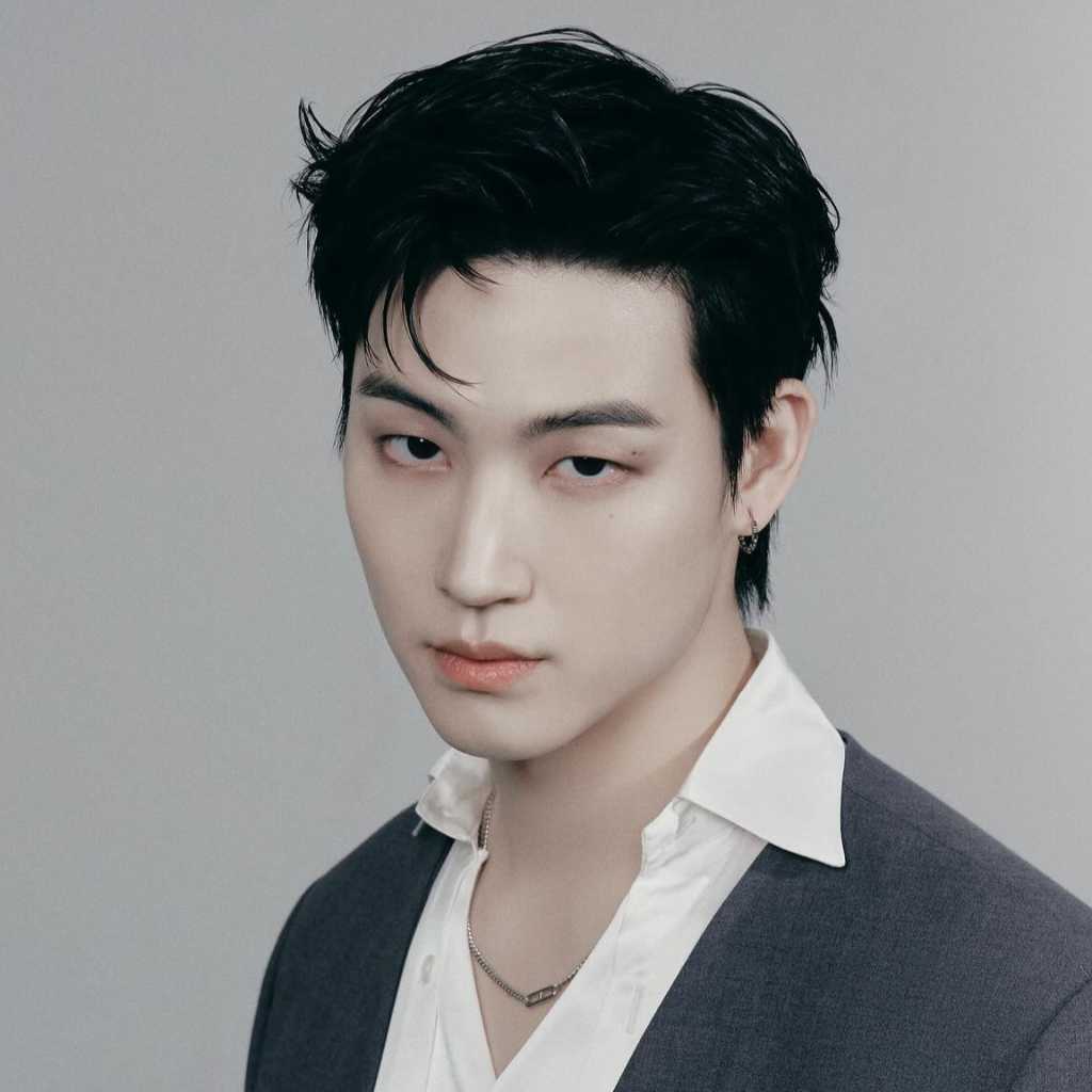 GOT7のJAY B、SNS写真から有名インフルエンサーとの熱愛説が浮上…お揃いのアイテムも？