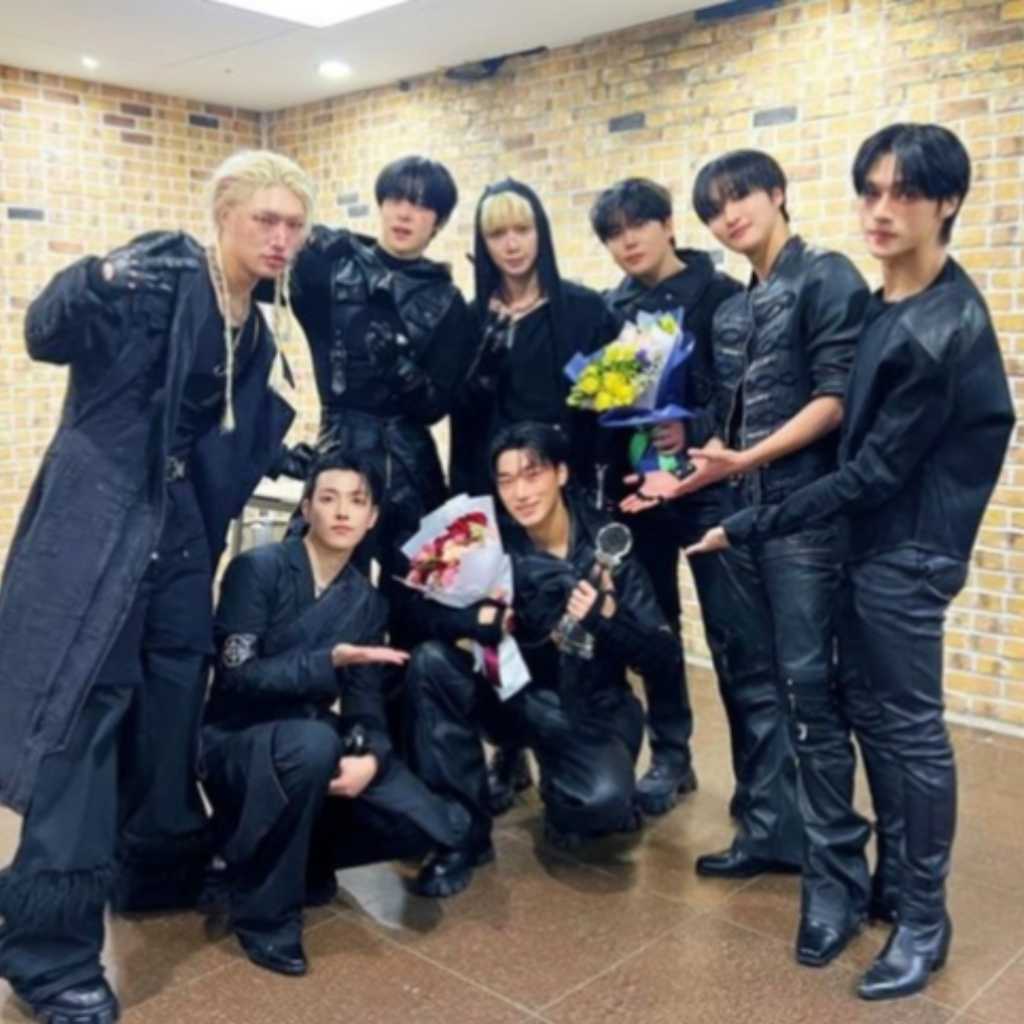 ATEEZ「ミュージックバンク」で1位を獲得！ファンに感謝“これからも力強く進んでいく”