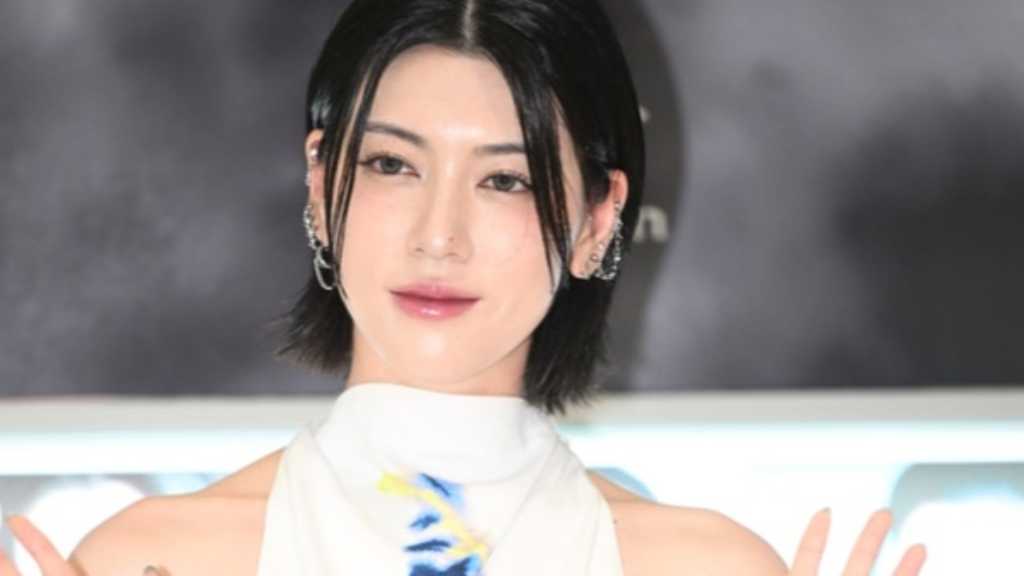 【PHOTO】三吉彩花が訪韓!カラコンブランド「main」のイベントに出席