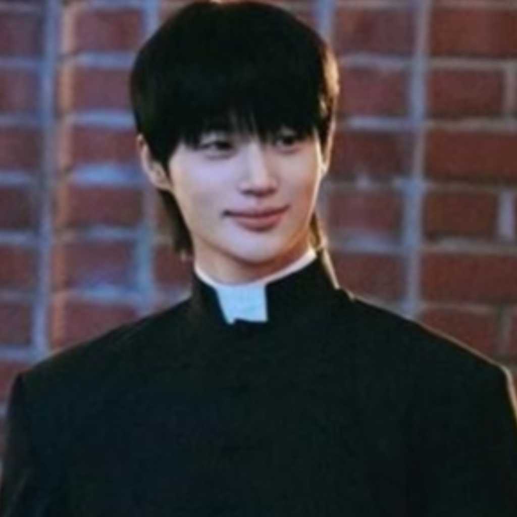 ビョン・ウソク&パク・ヒスン、神父に変身…Googleの年末キャンペーン映像が話題に