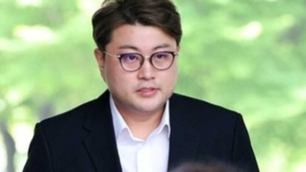 現役歌手キム・ホジュン、刑務所に移送…懲役2年6ヶ月の実刑