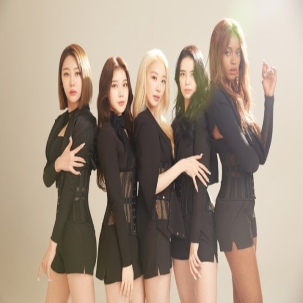 6ヶ国語が可能 多国籍ガールズグループblackswan 10月16日にシングル Tonight でデビュー Kstyle