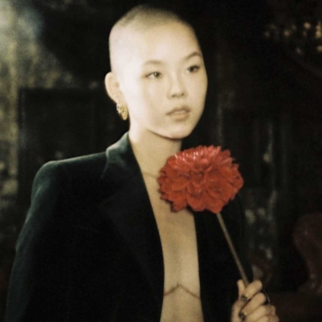 XGのCOCONA、20歳を迎えてノンバイナリーであることを告白…胸の切除手術後の写真も公開