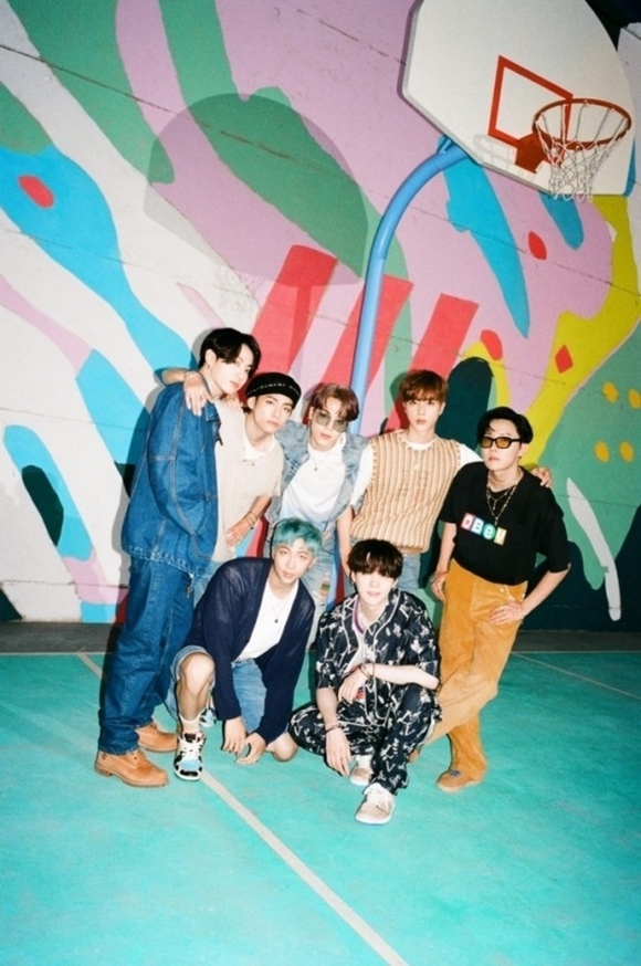 防弾少年団 BTS  K-POP ダイナマイト バンタン ポスター 韓国絵画