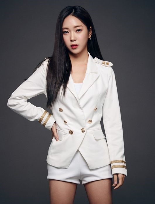 B1a4 バロの妹 アイ Wmと専属契約を終了 チャ ユンジとして独立宣言 ファンにもっと近づけるよう頑張る Kstyle