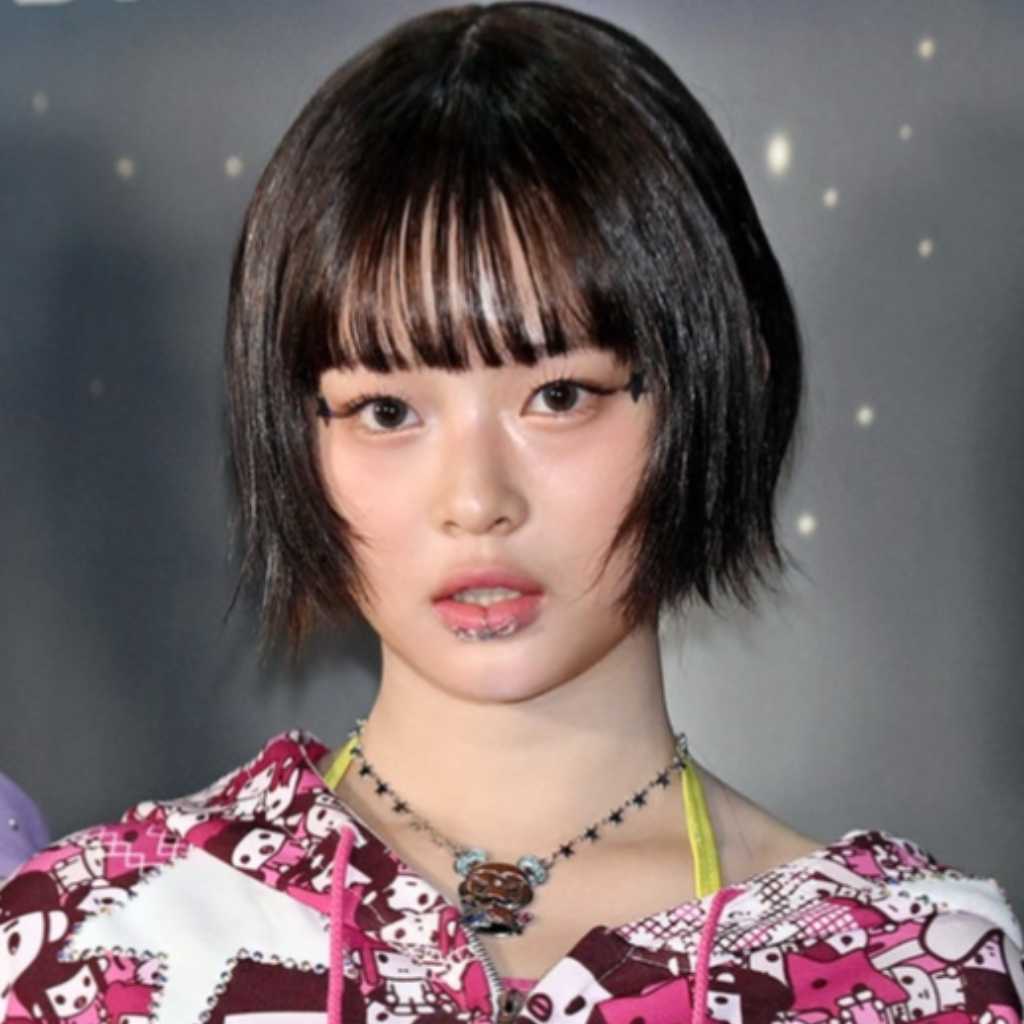 NewJeans ハニ、世界の最南端の都市に滞在?目撃談が話題「幸せそうに見えた」