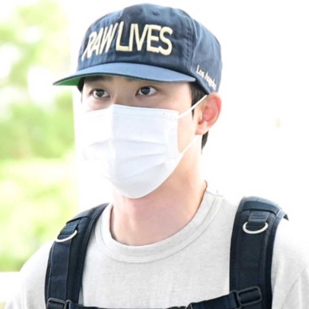 【PHOTO】EXO ディオ、アジアツアーのためシンガポールへ出国（動画あり）