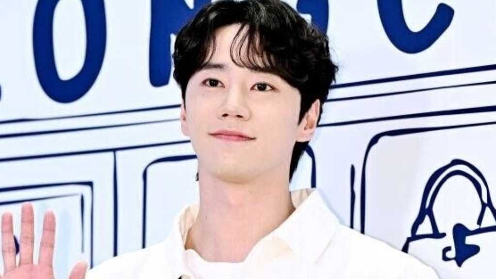 イ・ジュニョン、7月に韓国で単独ファンミーティングを開催…予告ポスターが公開