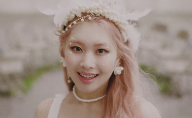 PURPLE KISS スアン、ソロデビュー曲「Twenty」MV公開…爽やかな魅力