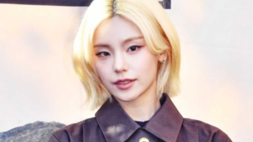 ITZY's Yeji has been diagnosed with a herniated disc, limiting her performance at the upcoming Japan concerts on May 9-10.